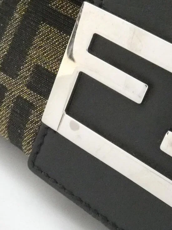 Fendi Baguette Waist Bag - Picture 4 of 5